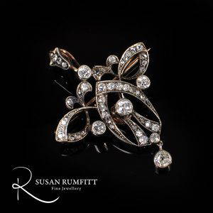 A Diamond Pendant Brooch, circa 1900