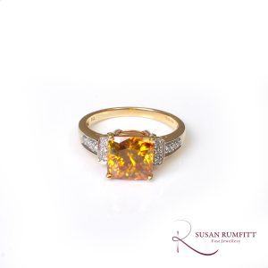 A Sphalerite and Diamond Ring in 18 carat Gold