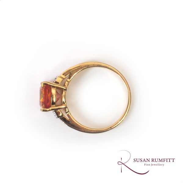 A Sphalerite and Diamond Ring in 18 carat Gold