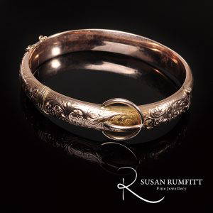 An Antique Buckle Bangle in Rose Gold, circa 1920