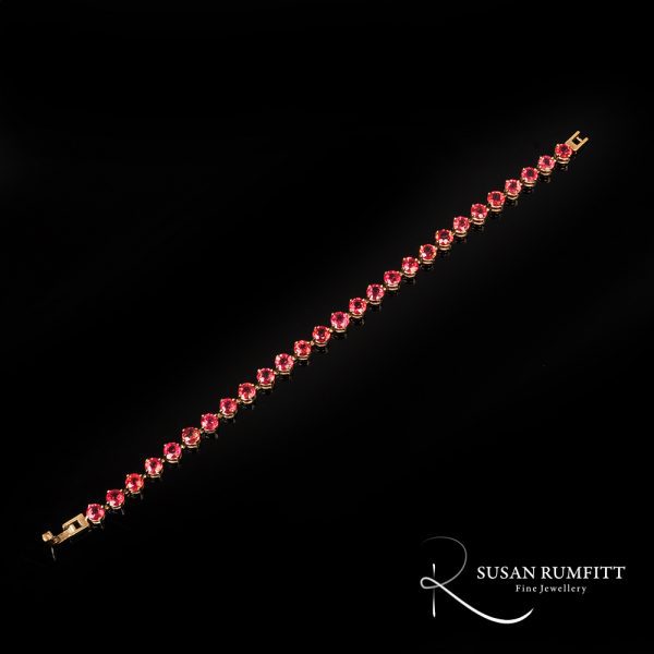An Orange Sapphire Line Bracelet