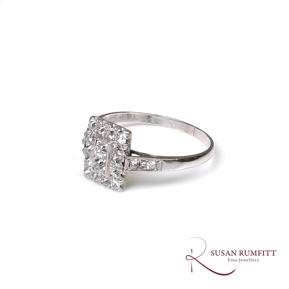 Choosing the perfect engagement ring Diamond Art Deco Platinum Ring