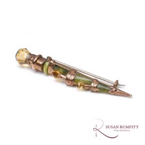 Victorian Scottish Hardstone Dirk Dagger Brooch