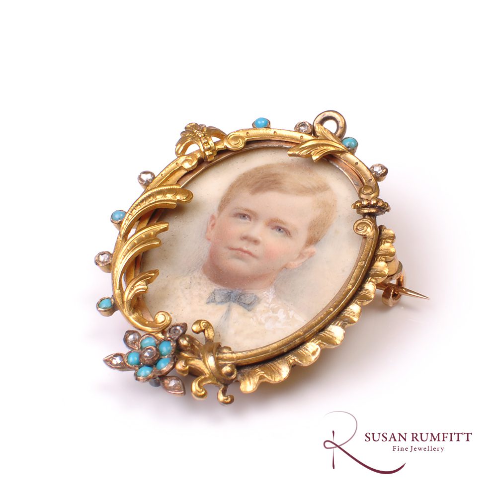 Locket brooch hotsell