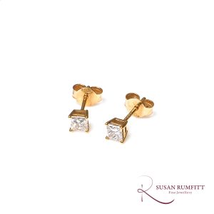 270M A Pair of Princess Cut Diamond Stud Earrings