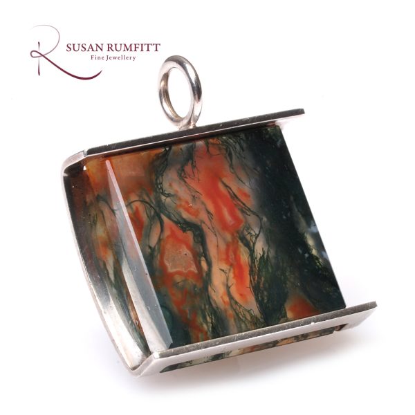 An Elis Kauppi for Kupittan Kutta, Finland; Silver 'Sledge' Pendant