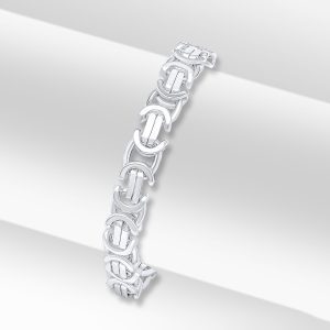 420V A silver byzantine link bracelet